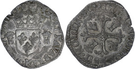 FRANCE / CAPÉTIENS
Henri IV (1589-1610). Douzain aux deux H couronnées, 1er type 159[3], K, Bordeaux. Dy.1253 - G.558 ; Billon - 1,89 g - 26,5 mm - 5 ...