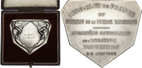 FRANCE
IIIe République (1870-1940). Plaque, l’Aéro-club de France à Albert Caquot, Journées nationales de l’aviation à Vincennes 1930, Paris (Chobillo...
