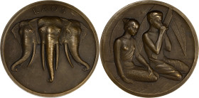 FRANCE
IIIe République (1870-1940). Médaille, Laos, Exposition coloniale de Paris 1931 ND (1931). Bronze - 92,31 g - 58 mm - 12 h
Poinçon corne BRONZE...