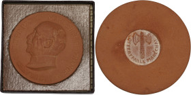 FRANCE
État Français (1940-1944). Médaille en terre cuite du Maréchal Pétain par Cogné ND. Terre cuite - 21,70 g - 60 mm - 12 h
Offert par le maréchal...