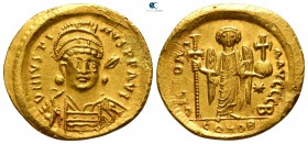 Justin I AD 518-527. Struck circa AD 519-527. Constantinople. 2nd officina. Solidus AV
