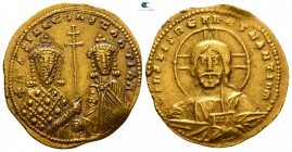 Basil II Bulgaroktonos, with Constantine VIII AD 976-1025. Constantinople. Histamenon AV