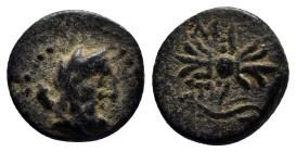 PISIDIA. Selge. (2nd-1st century BC). Ae. (12mm, 1.9 g) Head of Herakles right, club behind shoulder. Rev: Winged thunderbolt adn bow.
