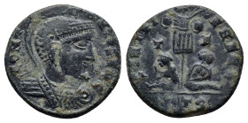 Constantine I (307-337). Æ Follis (16mm, 2.8 g). Helmeted and cuirassed bust r. R/ Two captives seated at the base of a trophy.