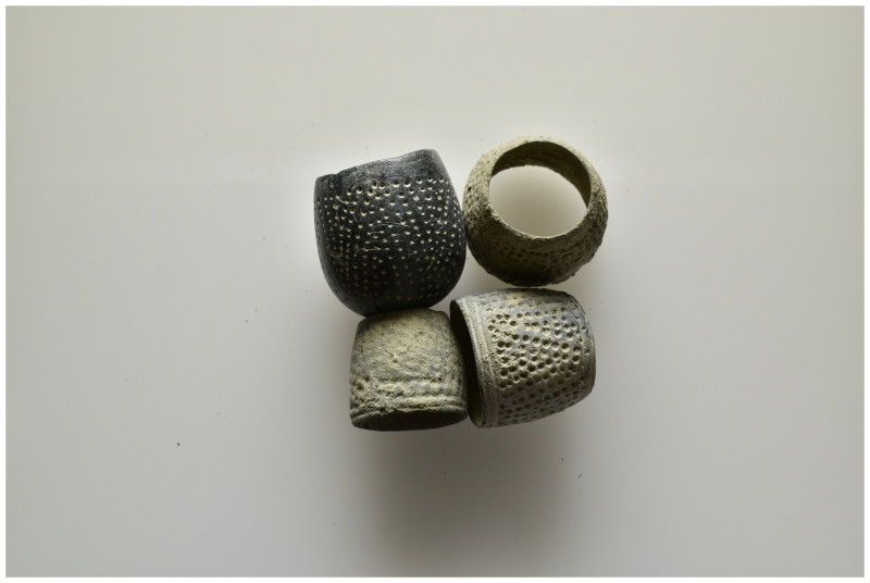 Thimble lot 4 pieces SOLD AS SEEN NO RETURNS.