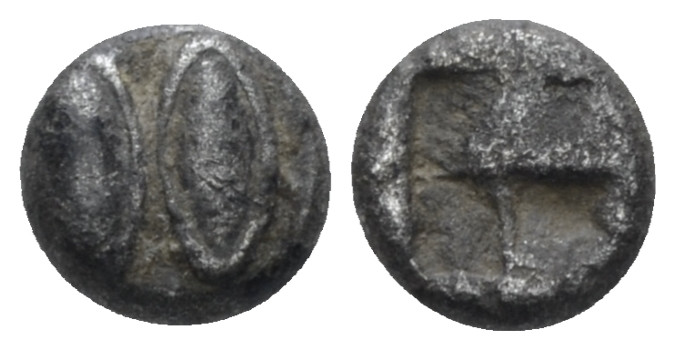 Lesbos, Uncertain mint 1/48 stater circa 525-513, billon 7.00 mm., 0.32 g.
Two ...