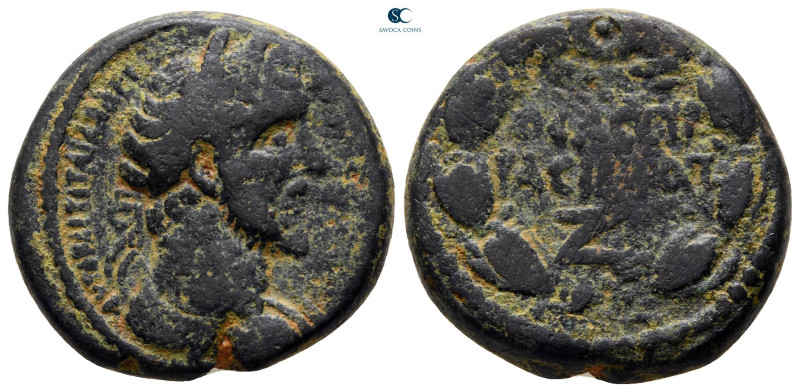 Cyrrhestica. Hieropolis. Antoninus Pius AD 138-161. 
Bronze Æ

21 mm, 11,19 g...