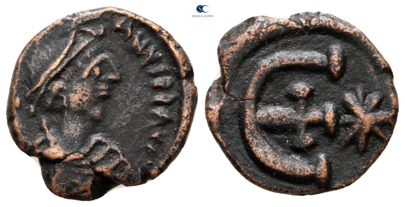 Justinian I AD 527-565. Theoupolis (Antioch)
Pentanummium Æ

15 mm, 1,85 g
...