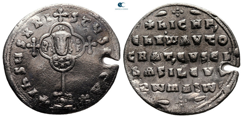 Nicephorus II Phocas AD 963-969. Constantinople
Miliaresion AR

22 mm, 2,79 g...