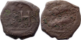 Byzantium Cherson Black Sea 8 Pentanummia 590 - 593 AD (ND)
Sear 607; DOC 303; MIB 157 a-b; Copper 8.43 g.; Maurice Tiberius with Constantina and The...