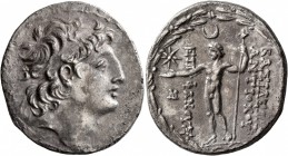 SELEUKID KINGS OF SYRIA. Antiochos VIII Epiphanes (Grypos), 121/0-97/6 BC. Tetradrachm (Silver, 30 mm, 16.03 g, 1 h), Ake-Ptolemais, circa 121-113. Di...