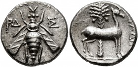 PHOENICIA. Arados. Circa 172/1-111/0 BC. Drachm (Silver, 16 mm, 4.09 g, 12 h), CY 104 = 156/5. Bee; to left, PΔ; to right, monogram. Rev. [A]PAΔI[ΩN] ...