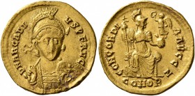 Arcadius, 383-408. Solidus (Gold, 19 mm, 4.41 g, 5 h), Constantinopolis, 397-402. D N ARCADI-VS P F AVG Pearl-diademed, helmeted and cuirassed bust of...