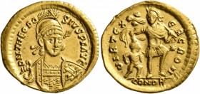 Theodosius II, 402-450. Solidus (Gold, 21 mm, 4.39 g, 7 h), Constantinopolis, 441. D N THEODO-SIVS P F AVG Pearl-diademed, helmeted and cuirassed bust...