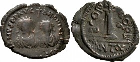 Justin I &amp; Justinian I, 527. Dekanummium (Bronze, 25 mm, 3.41 g, 11 h), Antiochia. D N D N IVSTINVS ET IVSTINIANVS P P AVG Diademed and crowned bu...