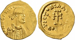 Heraclius, 610-641. Tremissis (Gold, 16 mm, 1.41 g, 7 h), Constantinopolis, 613-641. δ N hЄRACLIЧ [...] Diademed, draped and cuirassed bust of Heracli...