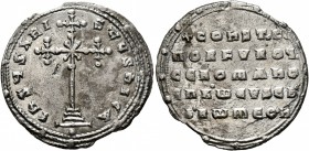Constantine VII Porphyrogenitus, with Romanus I, 913-959. Miliaresion (Silver, 23 mm, 2.53 g, 12 h), Constantinopolis. IҺSЧS XRISTЧS ҺICA Cross crossl...