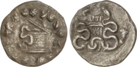 Tetradracma Cistóforo. 133 a.C. PÉRGAMO. Anv.: Cista mística dentro de corona de hiedra. Rev.: Arco y carcaj entre serpientes, alrededor símbolos y mo...
