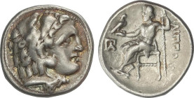 Dracma. 323-317 a.C. FILIPO III. KOLOPHON. Anv.: Cabeza de Hércules con piel de león a derecha. Rev.: Zeus entronizado a izquierda, en el campo monogr...