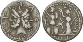 Denario. 119 a.C. FURIA. M. Furius L.f. Philus. Anv.: Cabeza de Jano bifronte M. FOVRI.L.F. Rev.: Roma en pie coronando un trofeo a derecha ROMA. En e...