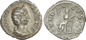Denario. 235 d.C. JULIA MAMEA. Anv.: IVLIA MAMAEA AVG. Busto diademado a derecha. Rev.: IVNO AVGVSTAE. Juno sentada a izquierda. 2,62 grs. AR. (Oxidac...