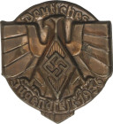 Pin juventudes Hitlerianas. 1936. ALEMANIA. III REICH. Latón. Ø 35x40 mm. Aguja de sujeción en reverso, incorporada posteriormennte. EBC.