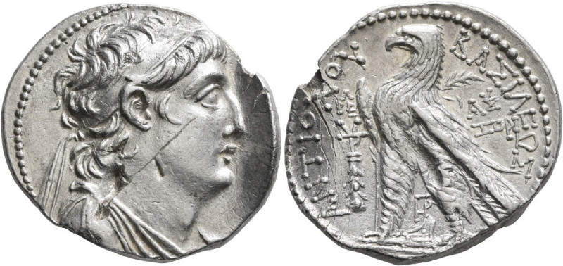 Tetradrachm AR
Seleukid Kings of Syria, Antiochos VII Euergetes (Sidetes), 138-...