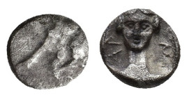 Cilicia, Mallos, c. 425-385 BC. AR Obol (8mm, 0.70g). Forepart of man-headed bull l. R/ Female head facing within incuse square. Göktürk -; SNG BnF -;...