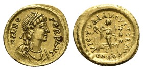 Zeno (Second reign, 476-491). AV Tremissis (13mm, 1.48g, 6h). Constantinople. Pearl-diademed, draped and cuirassed bust r. R/ Victory advancing r., he...