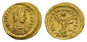 Anastasius I (491-518). AV Tremissis (15mm, 1.45g). Constantinople, 492-518. Diademed, draped and cuirassed bust r. R/ Victory advancing r., head l., ...