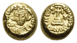 Constans II (641-668). AV Solidus (10mm, 4.44g, 6h). Carthage, IY 4 (645/6). Crowned facing beardless bust, holding globus cruciger. R/ Cross potent o...