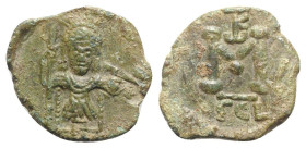 Constantine IV Pogonatus (668-685). Æ 40 Nummi (24mm, 4.93g, 6h). Syracuse, 672-677. Constantine, helmeted and cuirassed, standing facing, holding spe...
