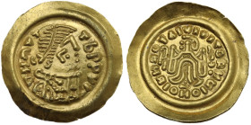 Lombards, Pavia. Anonymous, c. 6th-7th century AD. AV Tremis (20mm, 1.37g). In the name of Maurice Tiberius. Crude diademed bust r. R/ Victory standin...