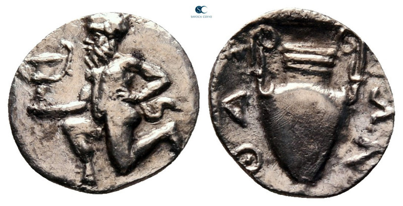 Islands off Thrace. Thasos circa 411-350 BC. 
Trihemiobol AR

12 mm, 0,69 g
...