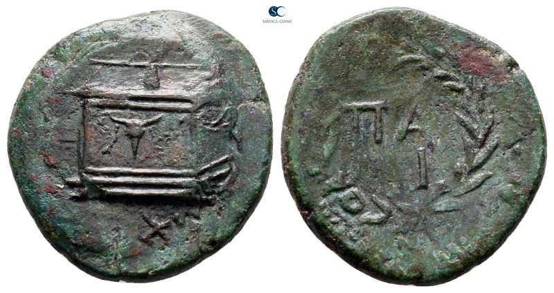 Mysia. Parion circa 350-300 BC. 
Bronze Æ

20 mm, 4,33 g

Garlanded altar o...