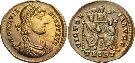 Gratian, 367 – 383. Solidus, Treveri 378-383, AV 4.50 g. D N GRATIA – NVS P F AVG Pearl-diademed, draped and cuirassed bust r. Rev. VICTOR – IA AVGG T...