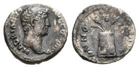 HADRIAN (117-138).Denarius.Rome. 2.73g 17.1m