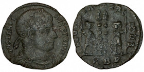 CONSTANTINE I. Æ 2/Æ 3. Rome.
Date Range: AD 330 - AD 331

RIC VII Rome 335

Obv: CONSTANTI-NVS MAX AVG ; Bust of Constantine I, rosette-diademed...