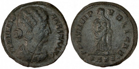FAUSTA. Æ 2/Æ 3. Cyzicus.
Date Range: AD 325 - AD 326

RIC VII Cyzicus 40

Obv: FLAV MAX - FAVSTA AVG ; Bust of Fausta, waved hair, mantled, righ...