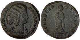 FAUSTA. Æ 2/Æ 3. Thessalonica.
Date Range: AD 326 - AD 328

RIC VII Thessalonica 161

Obv: FLAV MAX - FAVSTA AVG ; Bust of Fausta, waved hair, ma...