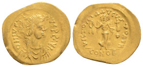 Justin II AD 565-578. Constantinople, Tremissis AV 15,9 mm., 1,48 g.
D N IVSTI-NVS P P AVC, diademed, draped and cuirassed bust of Justin to right / ...