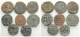 8 pieces, as seen.