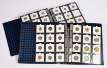 Israel, Sammlung von Kursmünzen aus der Zeit von 1948-1985 in zwei Alben. Darunter auch einige Silbermünzen. Insgesamt: 227 Stück. Sehr schön-polierte...