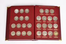 Russland, Sowjetunion 1917-1991, Sammlung von CU/NI Gedenkmünzen aus der Zeit von 1967-1995 auf viele verschiedene Personen und Anlässe in einem Album...