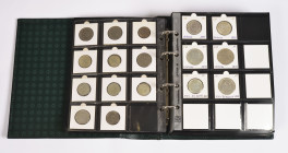 Tschechoslowakei, große Sammlung Münzen aus der Zeit von 1932-1993 in einem Album. Darunter hoher Silberanteil und bessere Stücke wie: 10, 25, 50 und ...