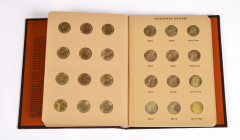 Vereinigte Staaten von Amerika, Sammlung von allen 60 "Sacagawea Dollars" aus der Zeit von 2000-2019, zusammengefasst in einem Album der World Coin Li...