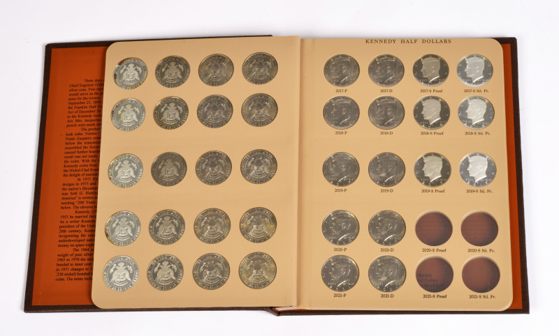 Vereinigte Staaten von Amerika, Sammlung von allen 32 "Kennedy Half Dollars" aus...