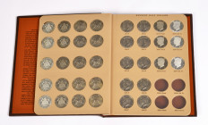 Vereinigte Staaten von Amerika, Sammlung von allen 32 "Kennedy Half Dollars" aus der Zeit von 2012-2019, zusammengefasst in einem Album der World Coin...
