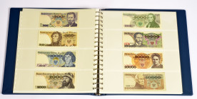 Polen, Republik seit 1989, Sammlung Banknoten aus der Zeit von 1982-2011 in einem Album. Vom 10 Zloty bis zum 500000 Zloty Schein. Gesamt: 22 Stück. M...