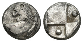 Thrace, Chersonesos AR Diobol. (12mm, 2.26 g) c. 386-338. Forepart of lion r., head l. / Four-part incuse square; two opposing quarters raised, the ot...